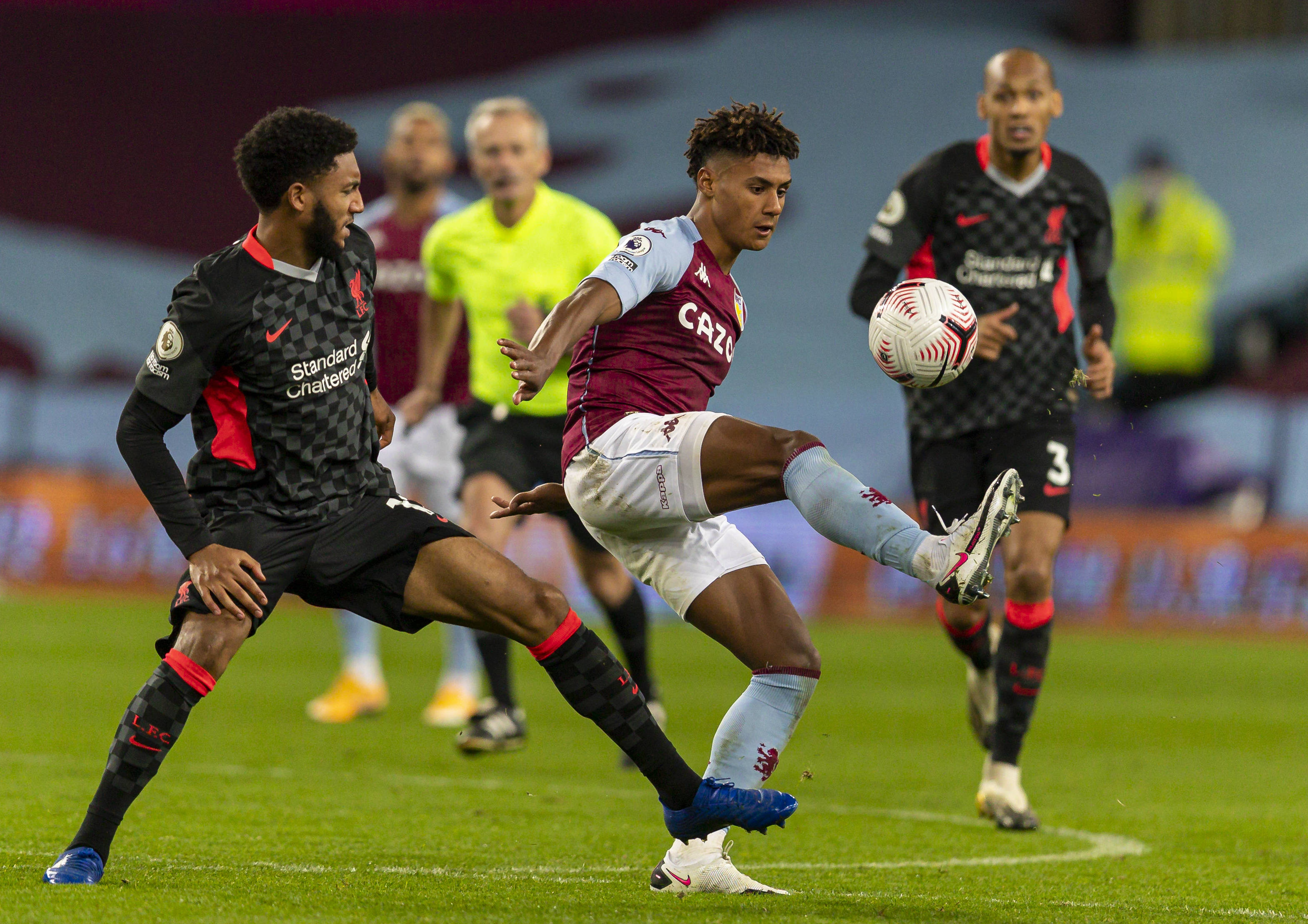 温网组委会破例允许选手佩戴黑丝带，悼念若塔兄弟车祸遇难.